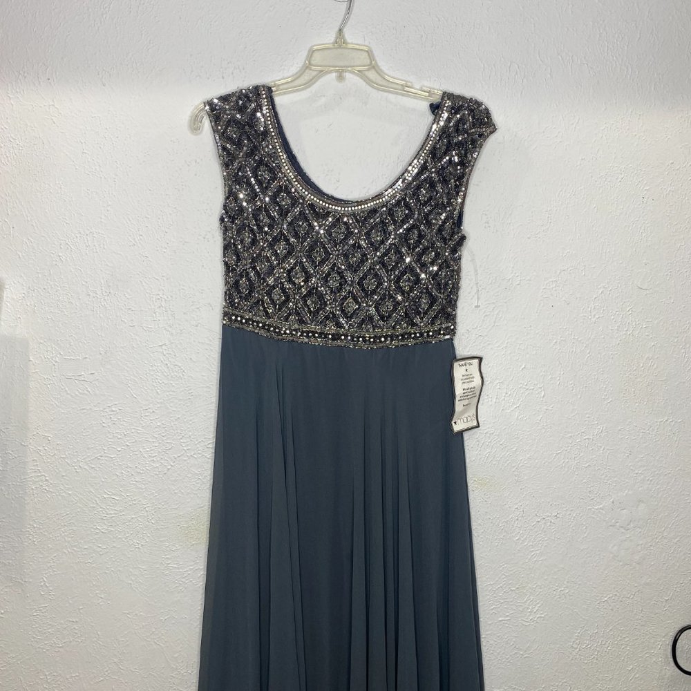 J KARA NWT, women's size 10, silver/grey beaded top, formal maxi dress. - Picture 3 of 8
